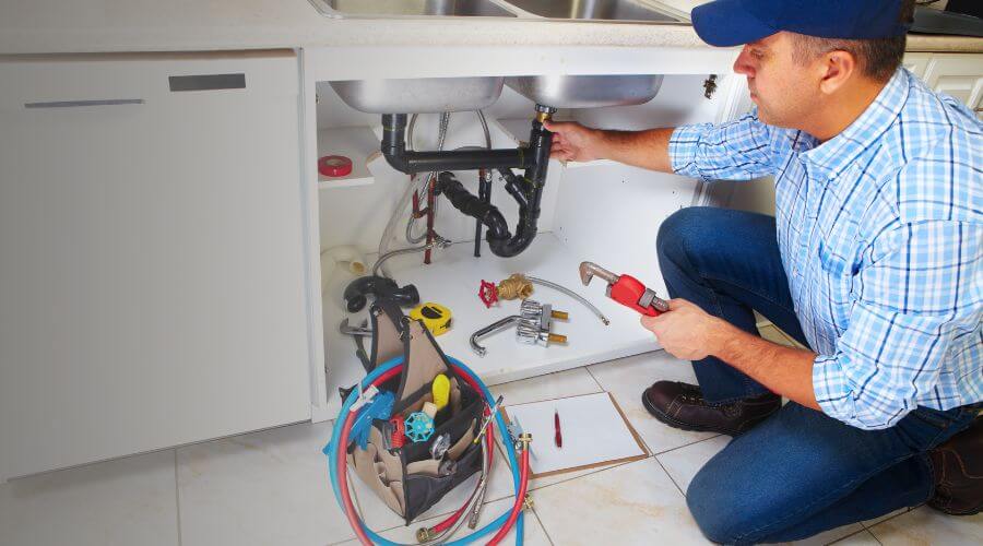 Professional expert plumbing services in George West, TX